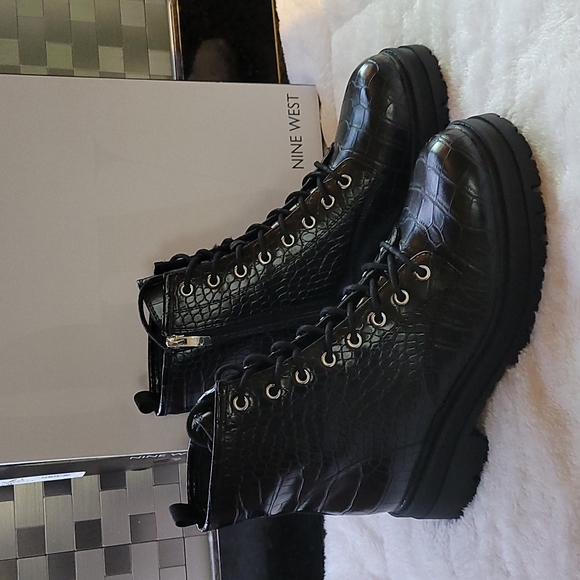 Nine West Shoes - Nine West Womens' Black Piercy3  Size 10M